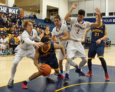 Queen's vs Lakehead 02661 copy.jpg