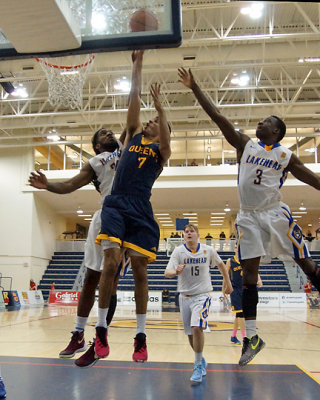 Queen's vs Lakehead 02723 copy.jpg