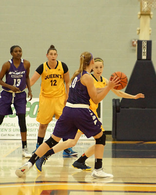 Queen's vs Abilene Christian 08970 copy.jpg