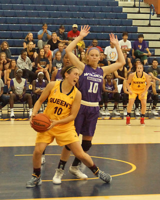 Queen's vs Abilene Christian 09112 copy.jpg