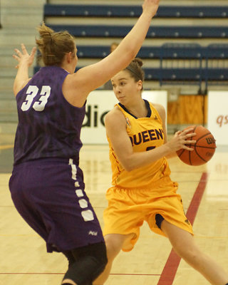 Queen's vs Abilene Christian 09305 copy.jpg