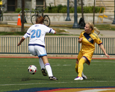 Queen's vs UQAM 00172 copy.jpg