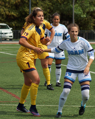 Queen's vs UQAM 00261 copy.jpg
