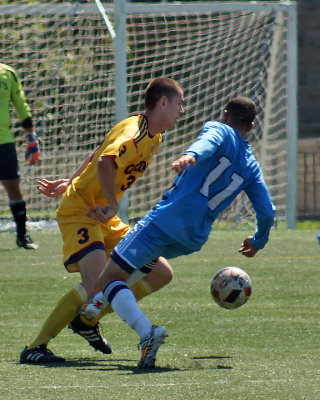 Queen's vs UQAM 01310 copy.jpg