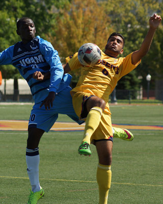 Queen's vs UQAM 01414 copy.jpg