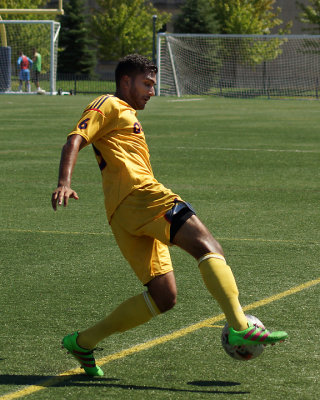 Queen's vs UQAM 01415 copy.jpg