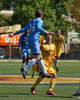 Queen's vs UQAM 01467 copy.jpg