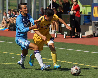 Queen's vs UQAM 01655 copy.jpg