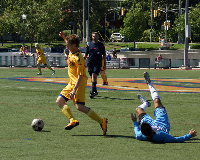 Queen's vs UQAM 01720 copy.jpg