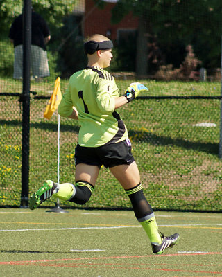Queen's vs Nipissing 01920 copy.jpg
