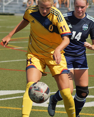 Queen's vs Nipissing 02012 copy.jpg
