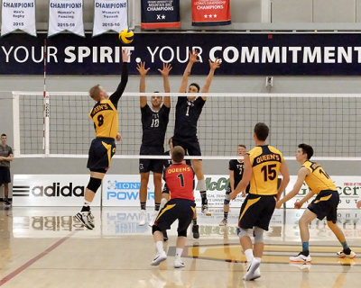 Queen's vs Trinity Western 2900 copy.jpg