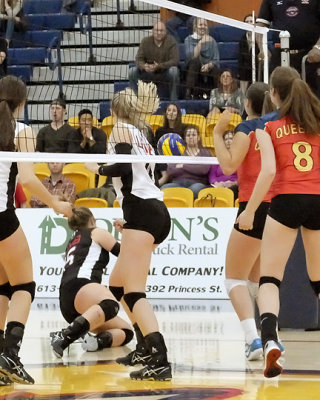Queen's vs UNB 3211 copy.jpg