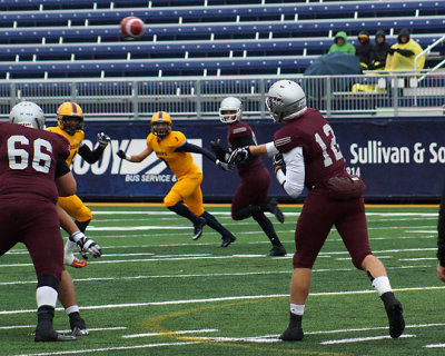 Queen's vs Ottawa 00141 copy.jpg