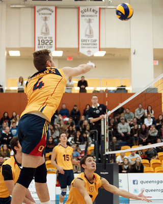 Queen's vs Western 05345 copy.jpg