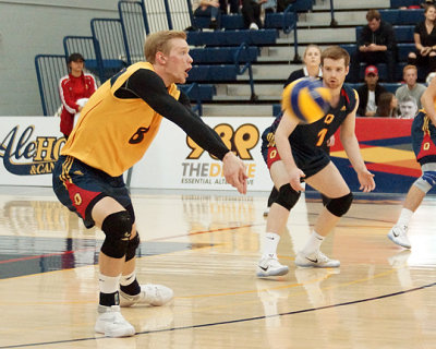 Queen's vs Western 05355 copy.jpg