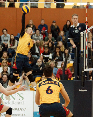 Queen's vs Western 05399 copy.jpg