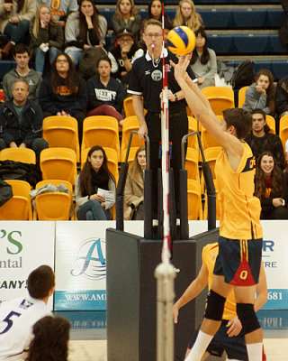 Queen's vs Western 05485 copy.jpg