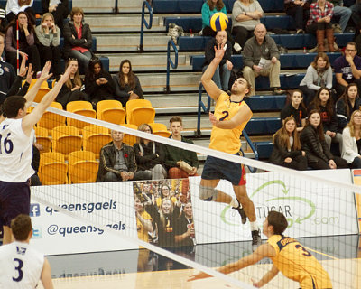 Queen's vs Western 05550 copy.jpg