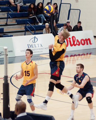 Queen's vs Western 05559 copy.jpg