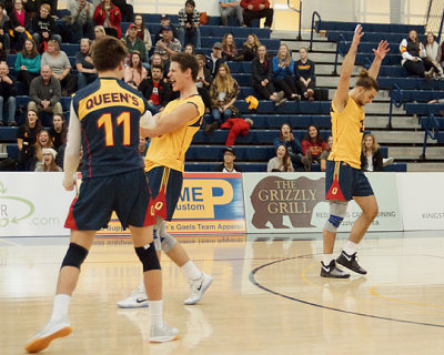 Queen's vs Western 05669 copy.jpg