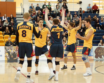Queen's vs Western 05686 copy.jpg