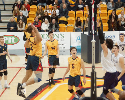 Queen's vs Western 05750 copy.jpg