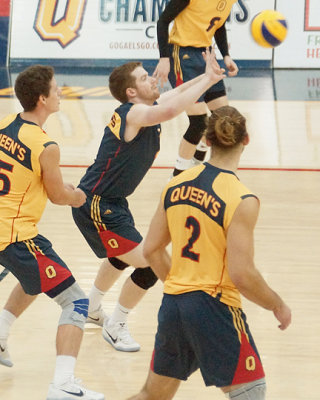 Queen's vs Western 05754 copy.jpg