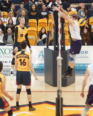 Queen's vs Western 05758 copy.jpg