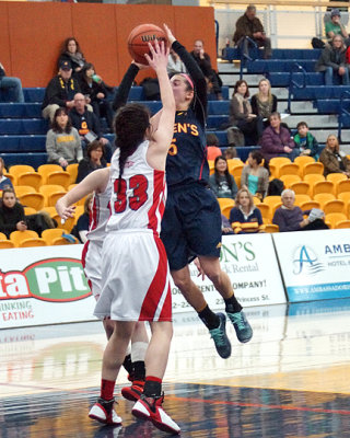 Queen's vs Algoma 06626 copy.jpg