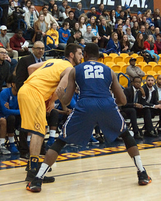 Queen's vs Ryerson 08258 copy.jpg