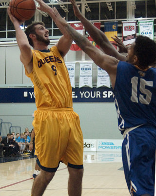 Queen's vs Ryerson 08263 copy.jpg