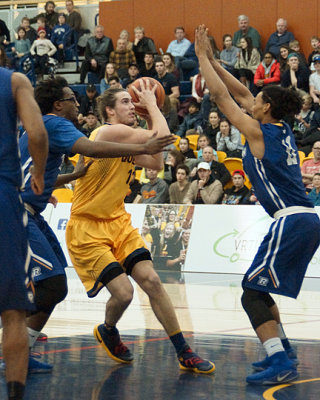 Queen's vs Ryerson 08481 copy.jpg