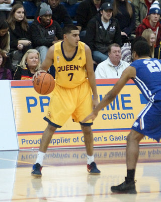 Queen's vs Ryerson 08564 copy.jpg