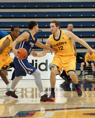 Queen's vs Ryerson 08607 copy.jpg