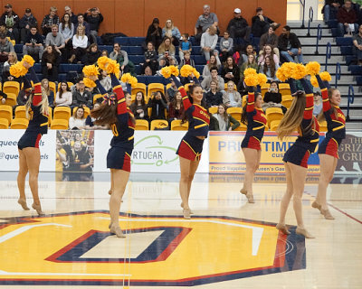 Queen's vs Nipissing 09971 copy.jpg