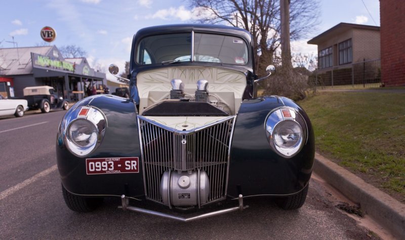 Hood off Slope back rod.jpg