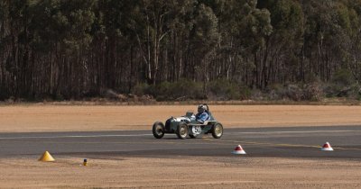 Wings and wheels show 46.jpg
