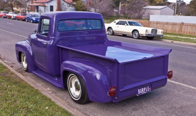 Ford V8 Pickup.jpg