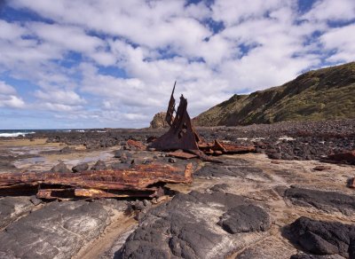 Shipwreck at Kitty Miller bay at low tide.jpg