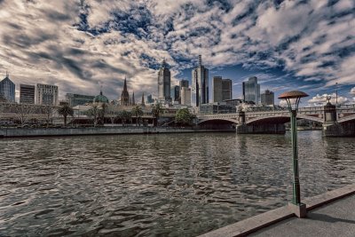 HDR Melbourne from the Southbank.jpg