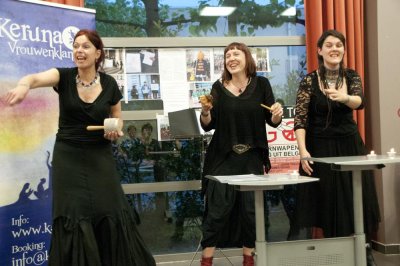Keruna, a Women's a capella singing group 