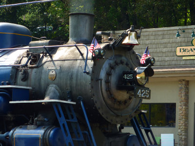Locomotive_FULL.jpg