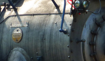 Locomotive_DETAIL.jpg