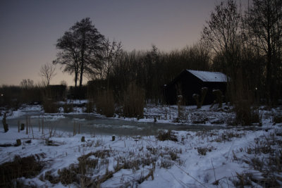 Hanepoel bij nacht