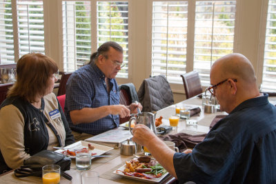 ARROW_Holiday_Brunch_2014_0008.jpg