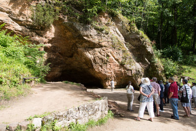 Gutmanala's Cave