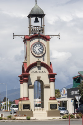  In Hokatika