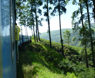 _MG_9204y-P1040359-Train-to-Nuwara-Eliya.jpg