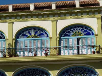 P1060172-Havana-Plaza-Vieja.jpg